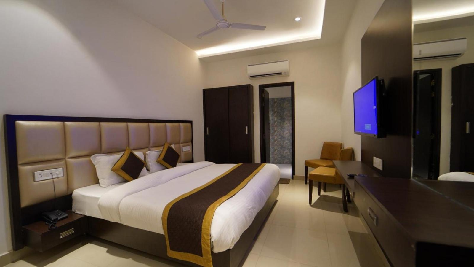 Hotel Avi Inn Амрітсар Екстер'єр фото